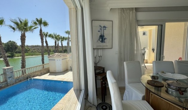 Brukt - Villa -
Orihuela Costa - Costa Blanca
