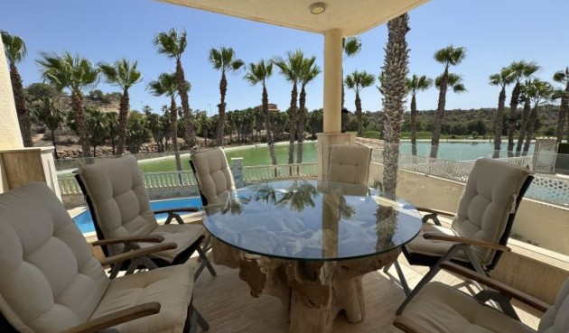Brukt - Villa -
Orihuela Costa - Costa Blanca