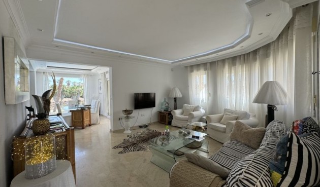 Brukt - Villa -
Orihuela Costa - Costa Blanca