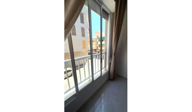 Resale - Apartment -
Torrevieja - Acequion
