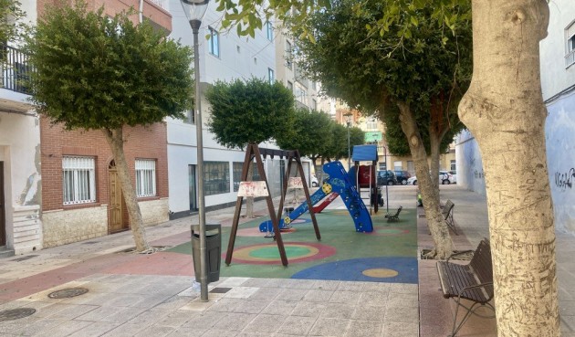 Brukt - Apartment -
Santa Pola - Costa Blanca