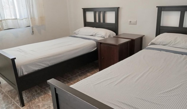 Brukt - Semi Detached -
Los Montesinos - PUEBLO CENTRO