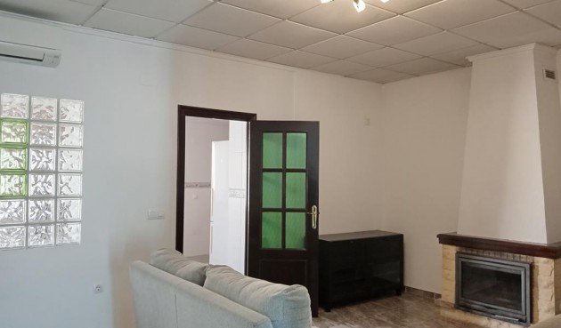 Brukt - Semi Detached -
Los Montesinos - PUEBLO CENTRO