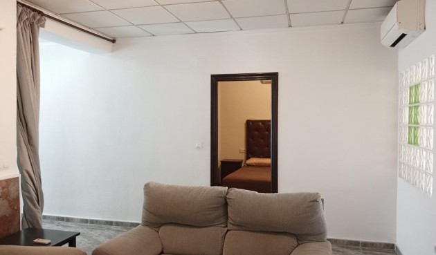 Brukt - Semi Detached -
Los Montesinos - PUEBLO CENTRO