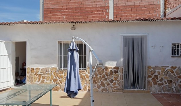 Brukt - Semi Detached -
Los Montesinos - PUEBLO CENTRO