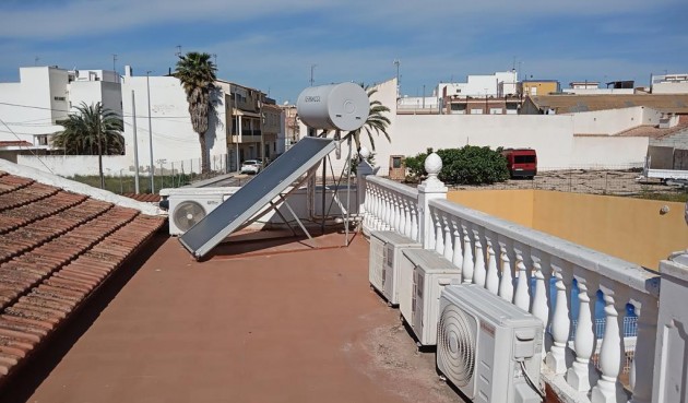 Brukt - Semi Detached -
Los Montesinos - PUEBLO CENTRO