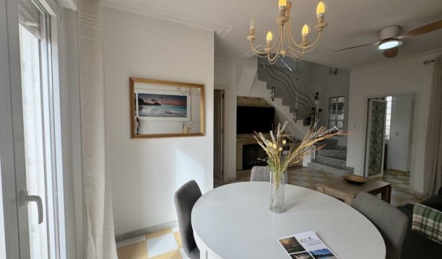 Återförsäljning - Villa -
Torrevieja - Costa Blanca