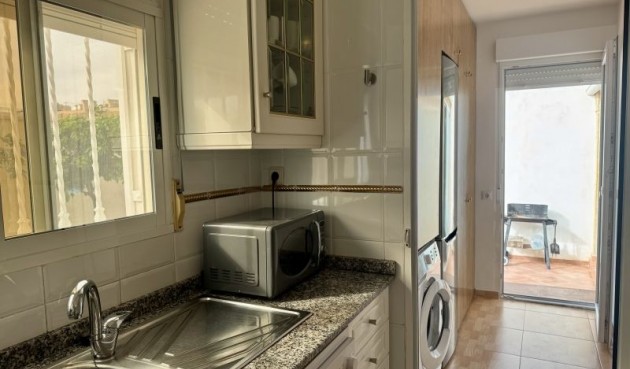 Återförsäljning - Villa -
Torrevieja - Costa Blanca