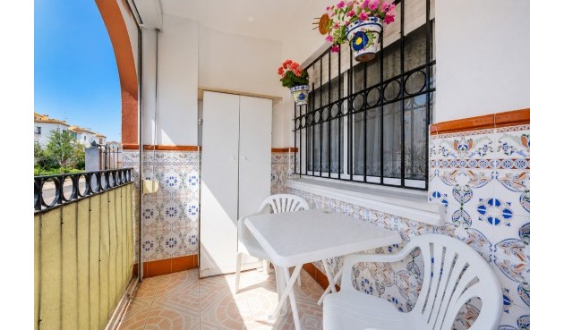 Återförsäljning - Bungalow -
Torrevieja - Costa Blanca