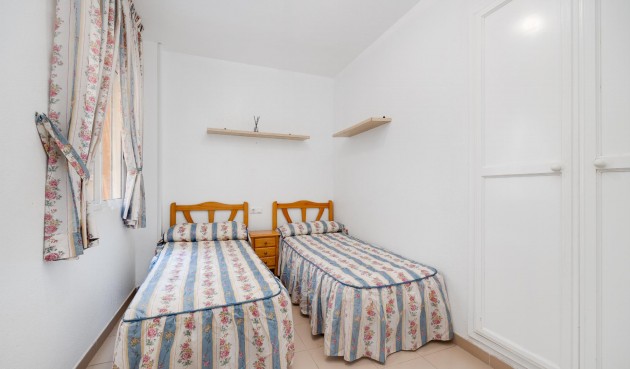 Återförsäljning - Bungalow -
Torrevieja - Costa Blanca
