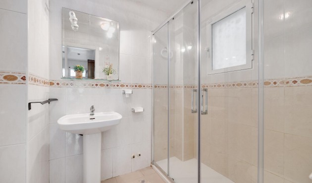 Återförsäljning - Bungalow -
Torrevieja - Costa Blanca