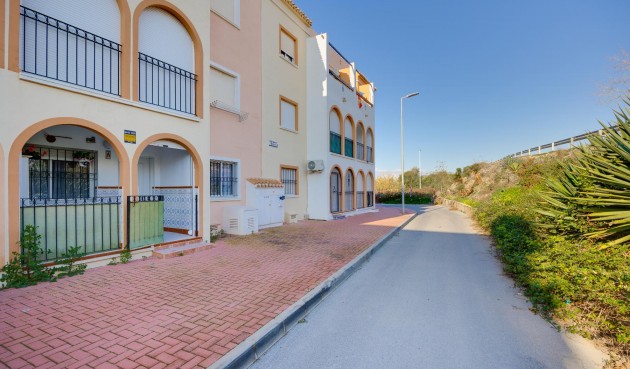 Återförsäljning - Bungalow -
Torrevieja - Costa Blanca