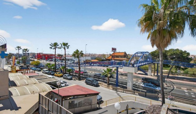 Brukt - Apartment -
Punta Prima - Costa Blanca