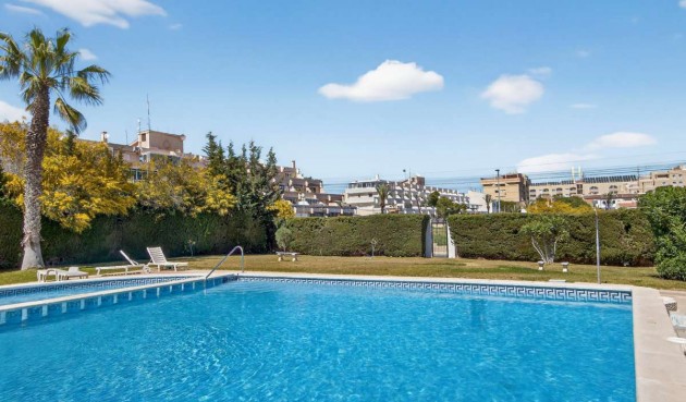 Brukt - Apartment -
Punta Prima - Costa Blanca