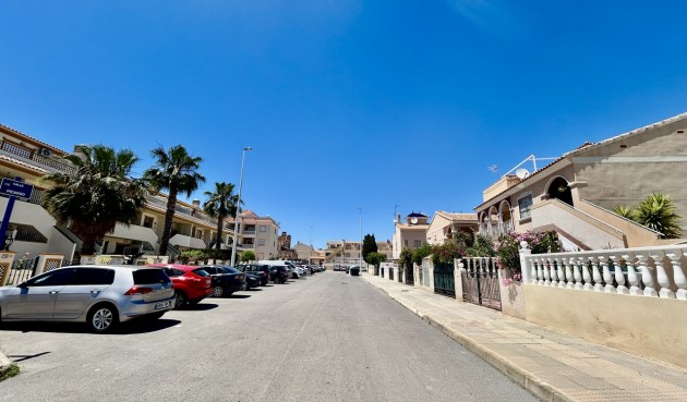 Brukt - Toppleilighet -
La Zenia - Costa Blanca