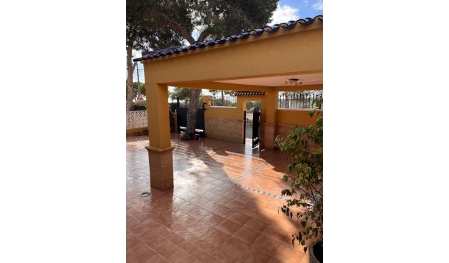 Brukt - Semi Detached -
Orihuela Costa - Punta Prima