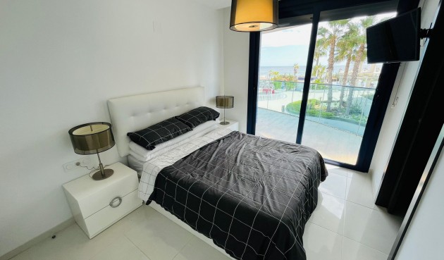 Brukt - Apartment -
Punta Prima - Costa Blanca