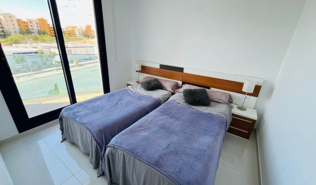 Brukt - Apartment -
Punta Prima - Costa Blanca