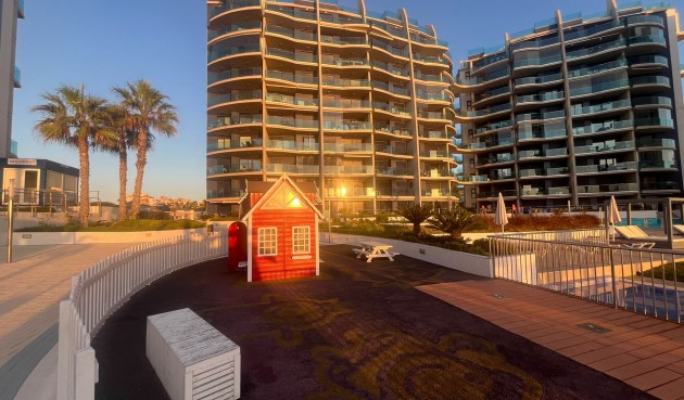 Brukt - Apartment -
Punta Prima - Costa Blanca