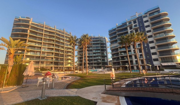 Brukt - Apartment -
Punta Prima - Costa Blanca