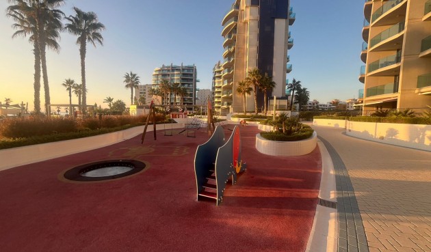 Brukt - Apartment -
Punta Prima - Costa Blanca
