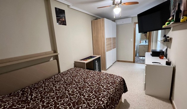 Brukt - Apartment -
Torrevieja - Centro