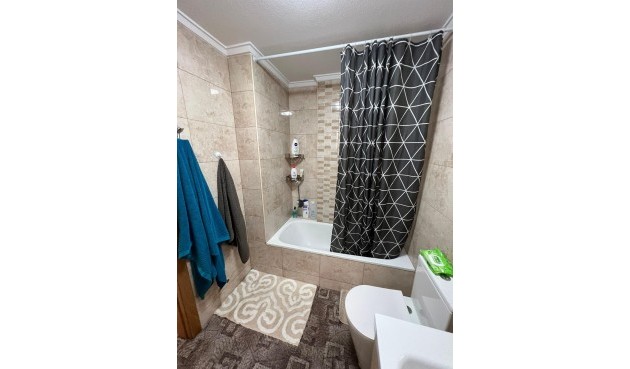 Brukt - Apartment -
Torrevieja - Centro