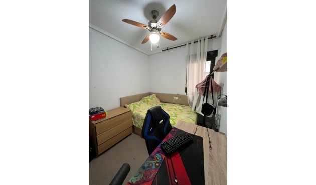 Brukt - Apartment -
Torrevieja - Centro