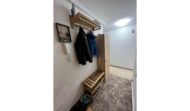 Brukt - Apartment -
Torrevieja - Centro