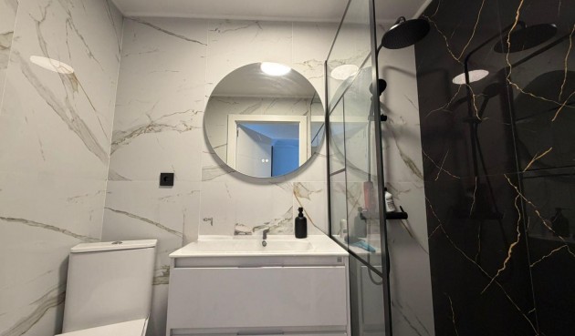 Återförsäljning - Apartment -
Torrevieja