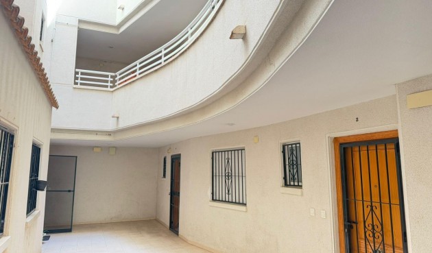 Återförsäljning - Apartment -
Torrevieja