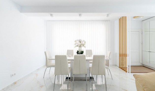 Brukt - Town House -
Torrevieja - Punta Prima