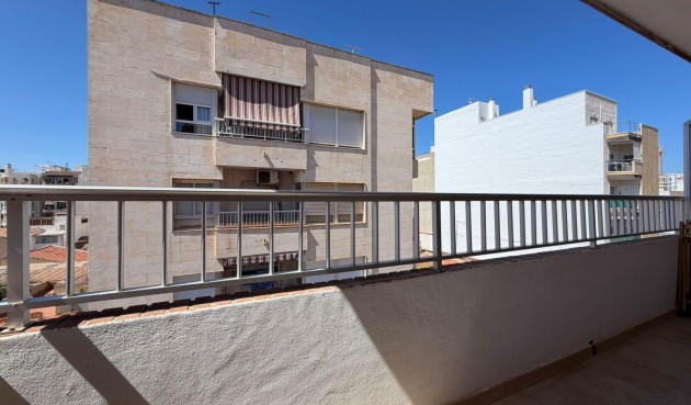Återförsäljning - Apartment -
Torrevieja - Centro