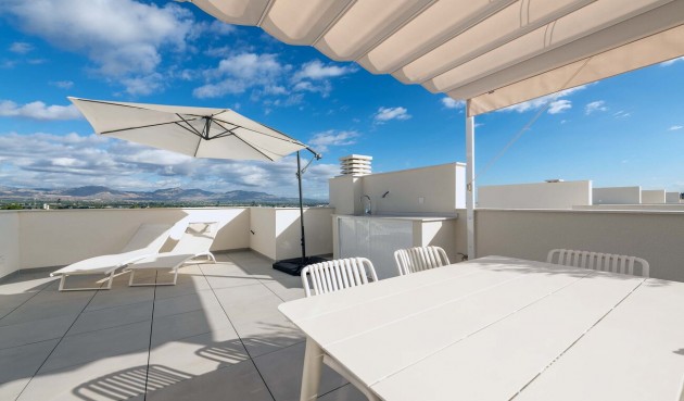 Brukt - Villa -
Cox - Costa Blanca
