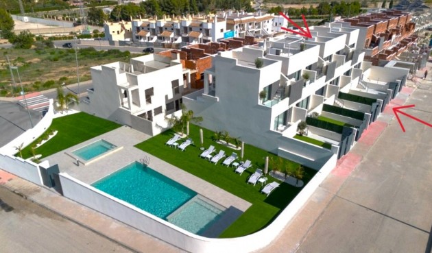 Brukt - Villa -
Cox - Costa Blanca