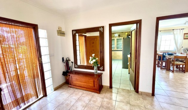 Återförsäljning - Villa -
Benijofar - Costa Blanca