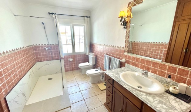 Återförsäljning - Villa -
Benijofar - Costa Blanca