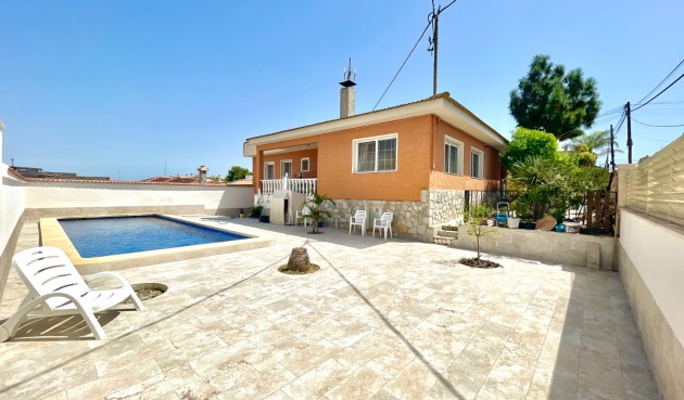 Återförsäljning - Villa -
Benijofar - Costa Blanca