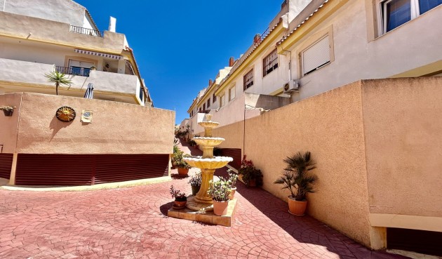 Brukt - Apartment -
La Zenia - Costa Blanca