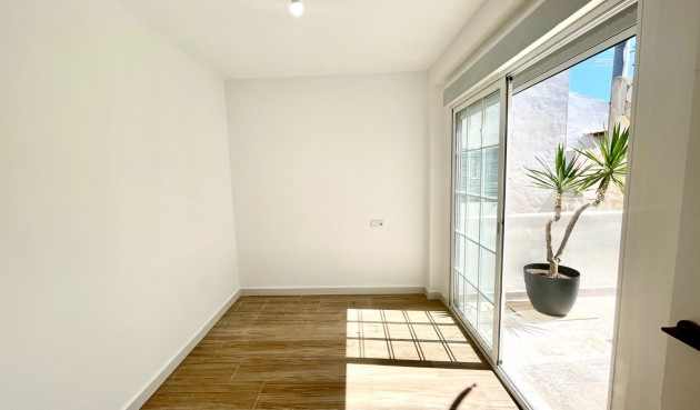 Brukt - Town House -
Daya Vieja - Costa Blanca