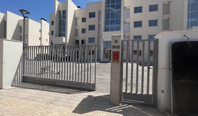 Reventa - Apartment -
Villamartin - Costa Blanca