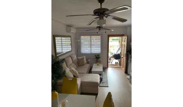 Brukt - Villa -
Orihuela Costa - Las Filipinas