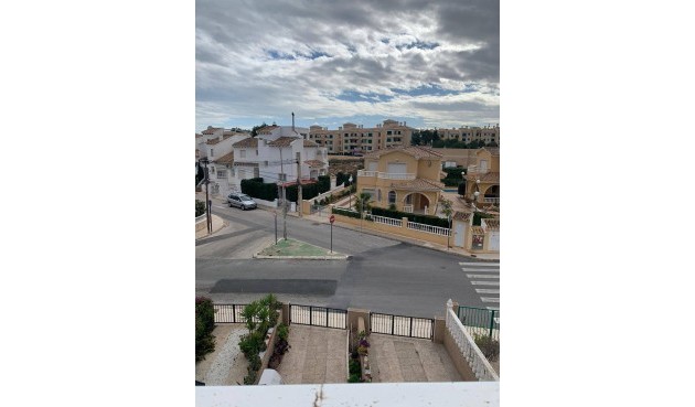 Brukt - Villa -
Orihuela Costa - Las Filipinas