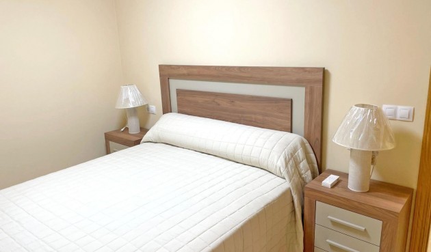 Brukt - Apartment -
Guardamar del Segura - Puerto Deportivo