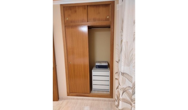 Brukt - Apartment -
Guardamar del Segura - Puerto Deportivo