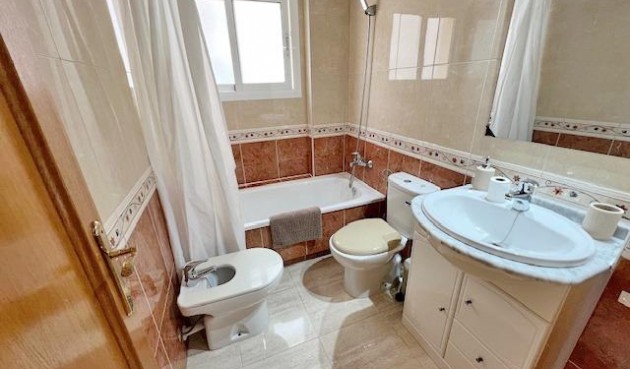 Brukt - Apartment -
Guardamar del Segura - Puerto Deportivo