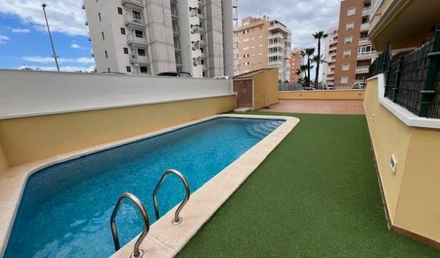 Brukt - Apartment -
Guardamar del Segura - Puerto Deportivo