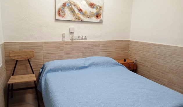 Resale - Bungalow -
Torrevieja - Torretas