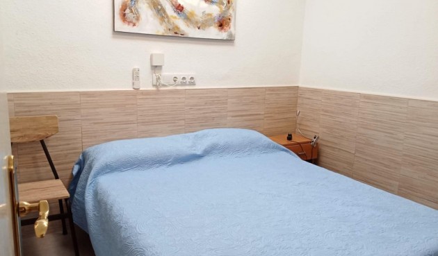 Resale - Bungalow -
Torrevieja - Torretas