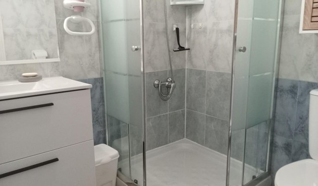 Resale - Bungalow -
Torrevieja - Torretas
